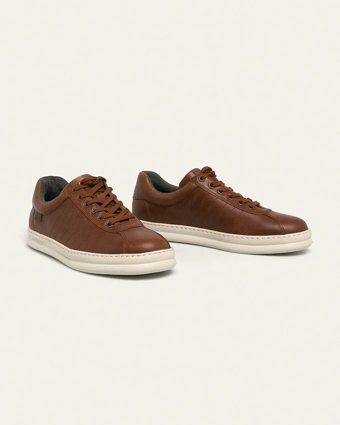 Camper - Runner Four