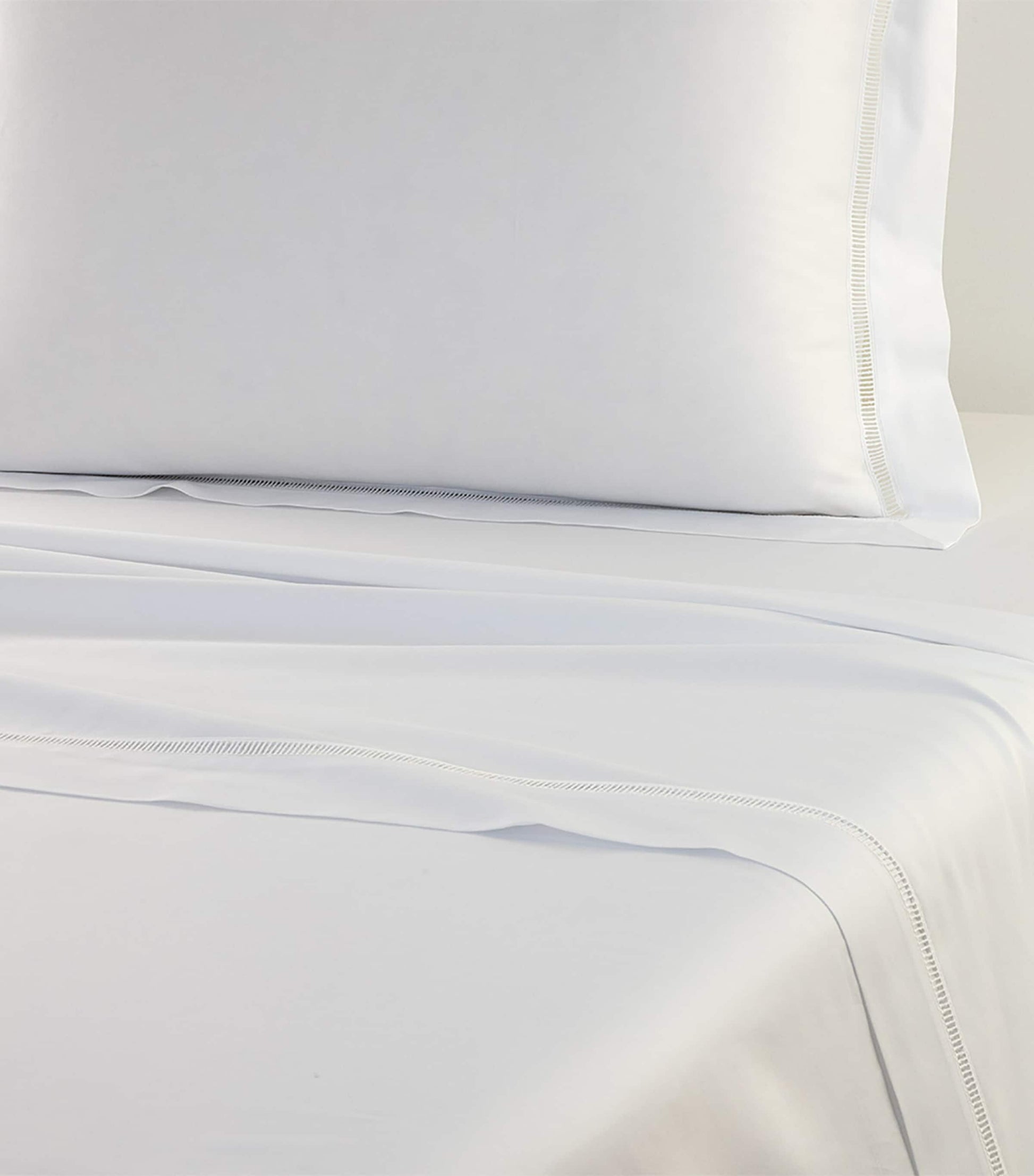 Colisée Blanc Double Flat Sheet (240cm x 295cm)