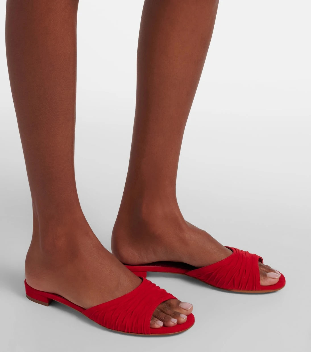Manolo Blahnik - Piruaflat gathered suede slides