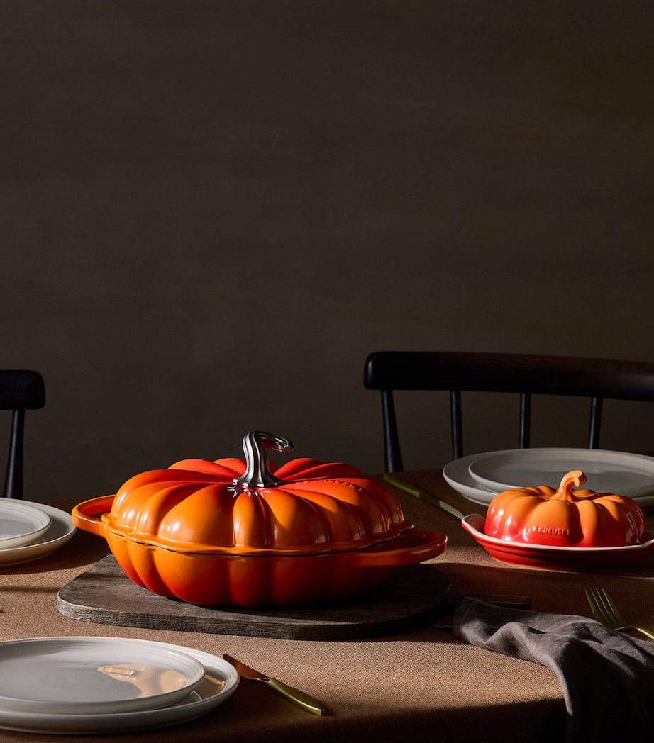 Cast Iron Pumpkin Shallow Casserole Dish (28cm)