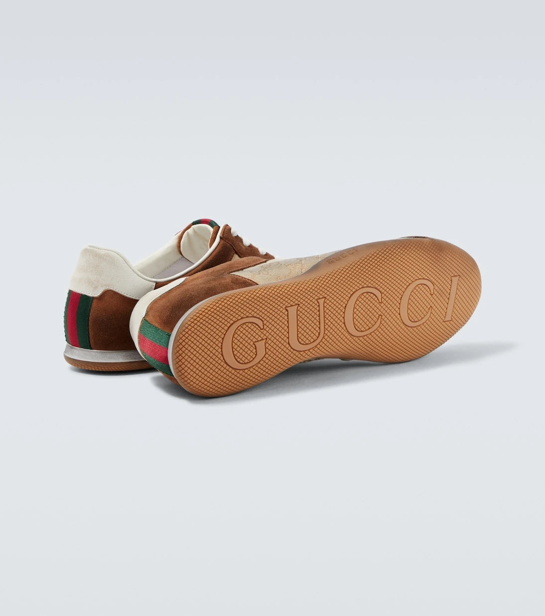 Gucci - حذاء سنيكرز غوتشي شيفت GG قنباش وجلد سويدي