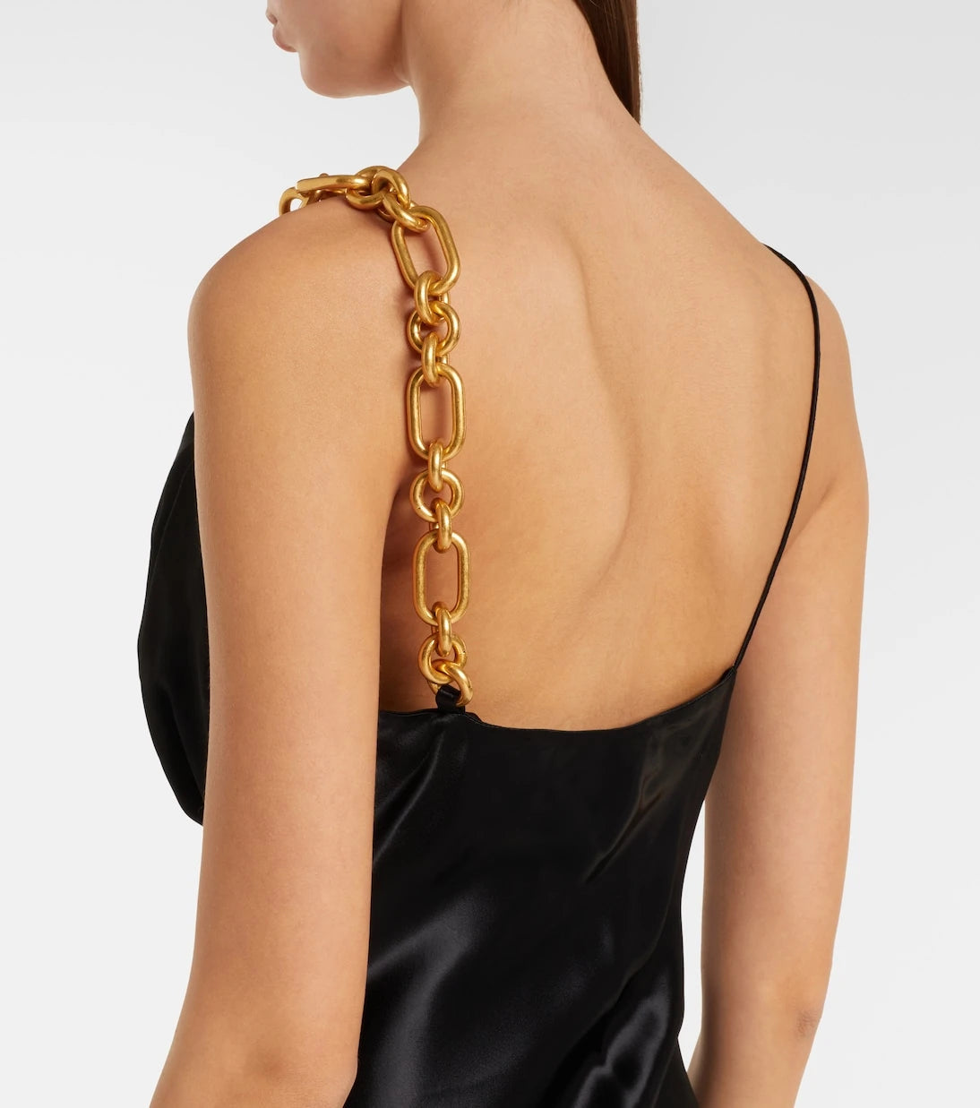 Balmain - فستان من الساتان المنسدل بتفاصيل سلسلة