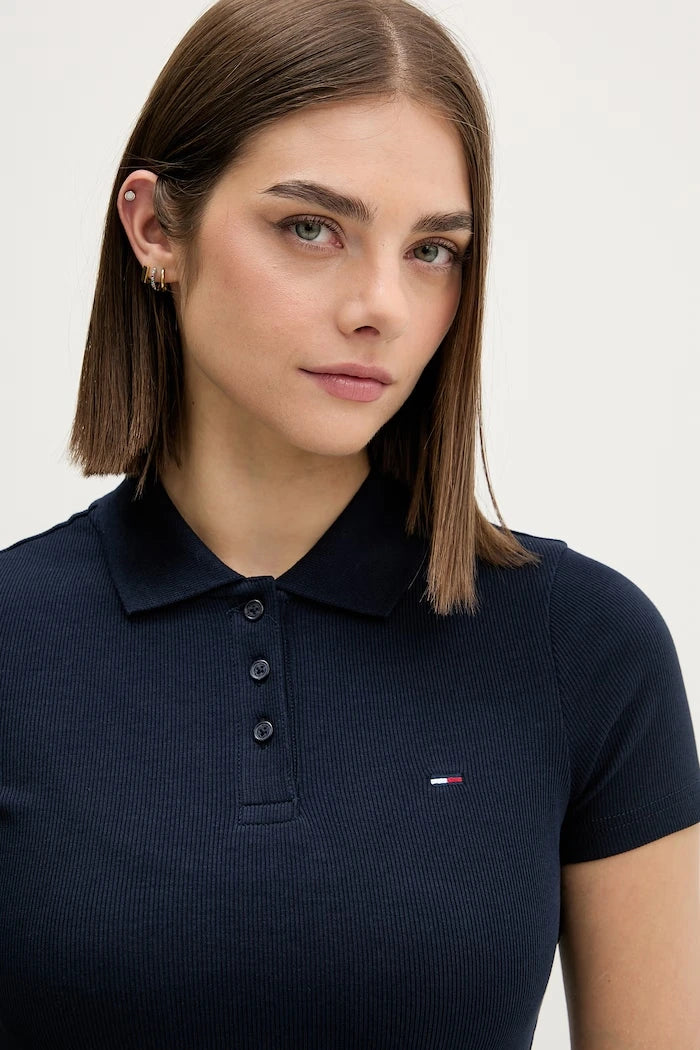 Tommy Jeans yakalı kadın pamuklu elastan tişört