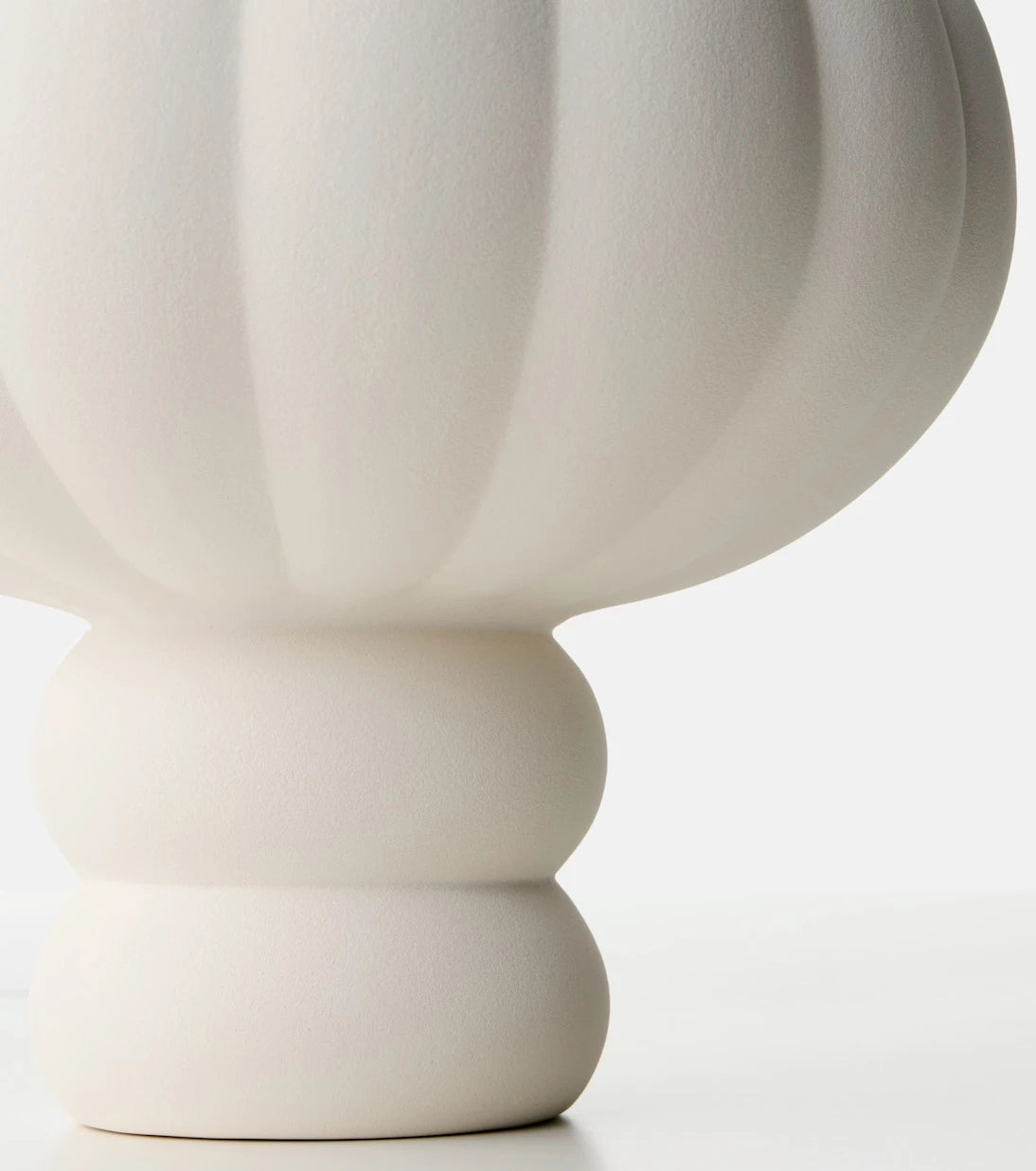 Louise Roe - Balloon 08 ceramic vase