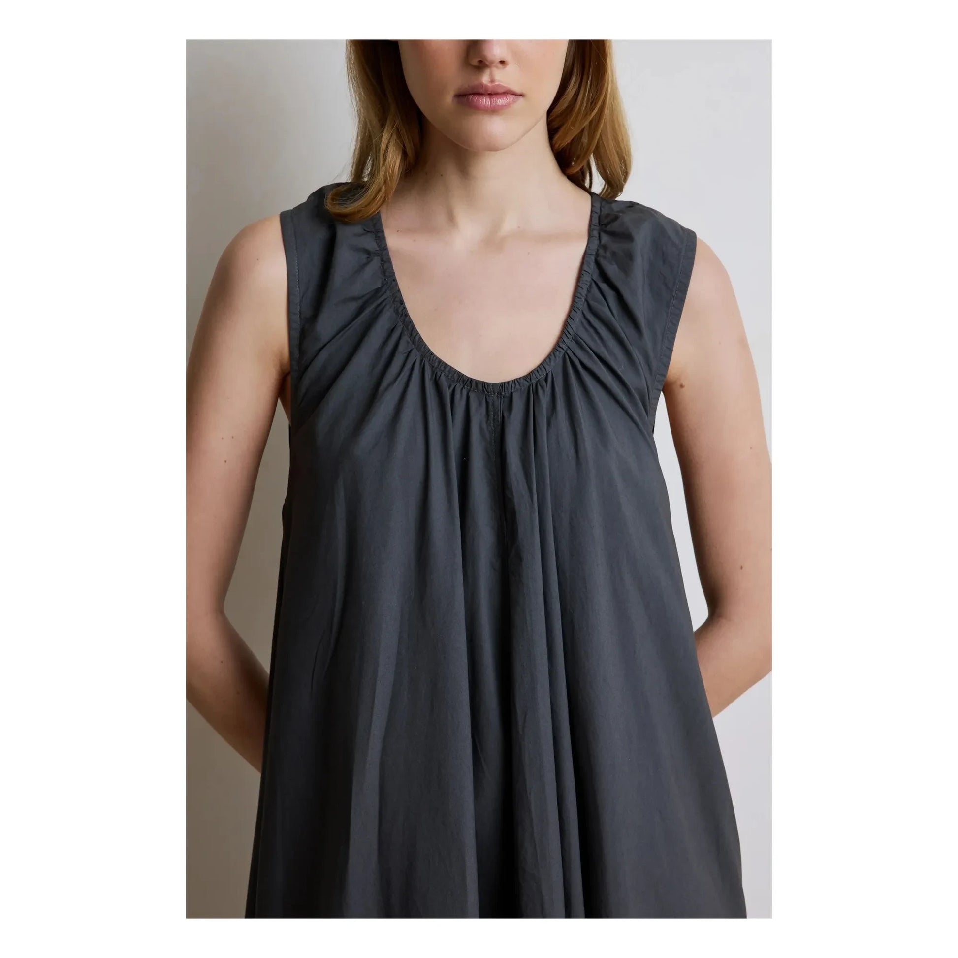 Hod - Emmanuelle Cotton dress | Carbon