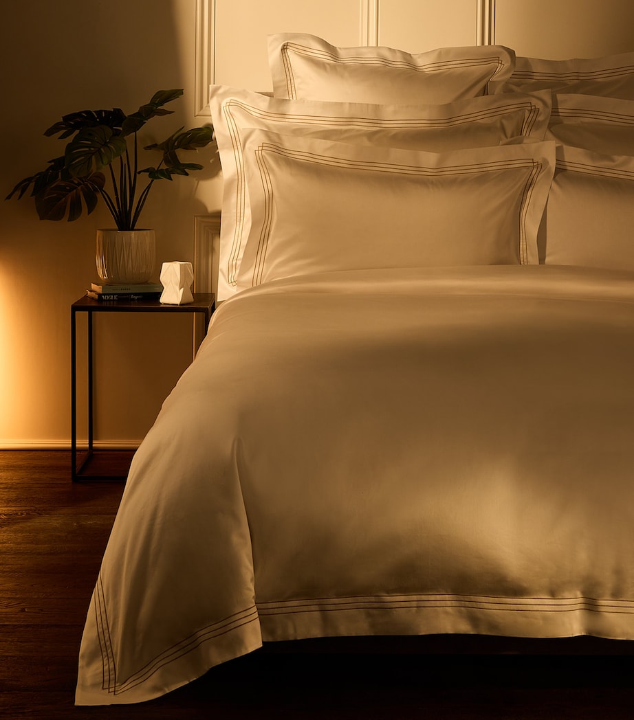 Quadra Super King Flat Sheet (270cm x 300cm)