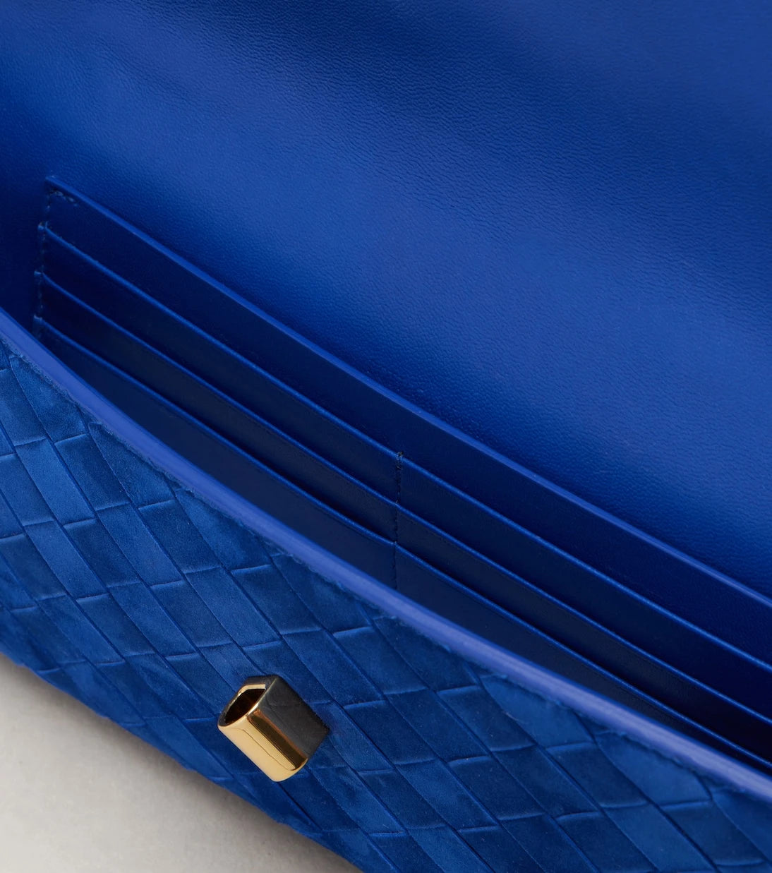 Bottega Veneta - Intrecciato suede clutch