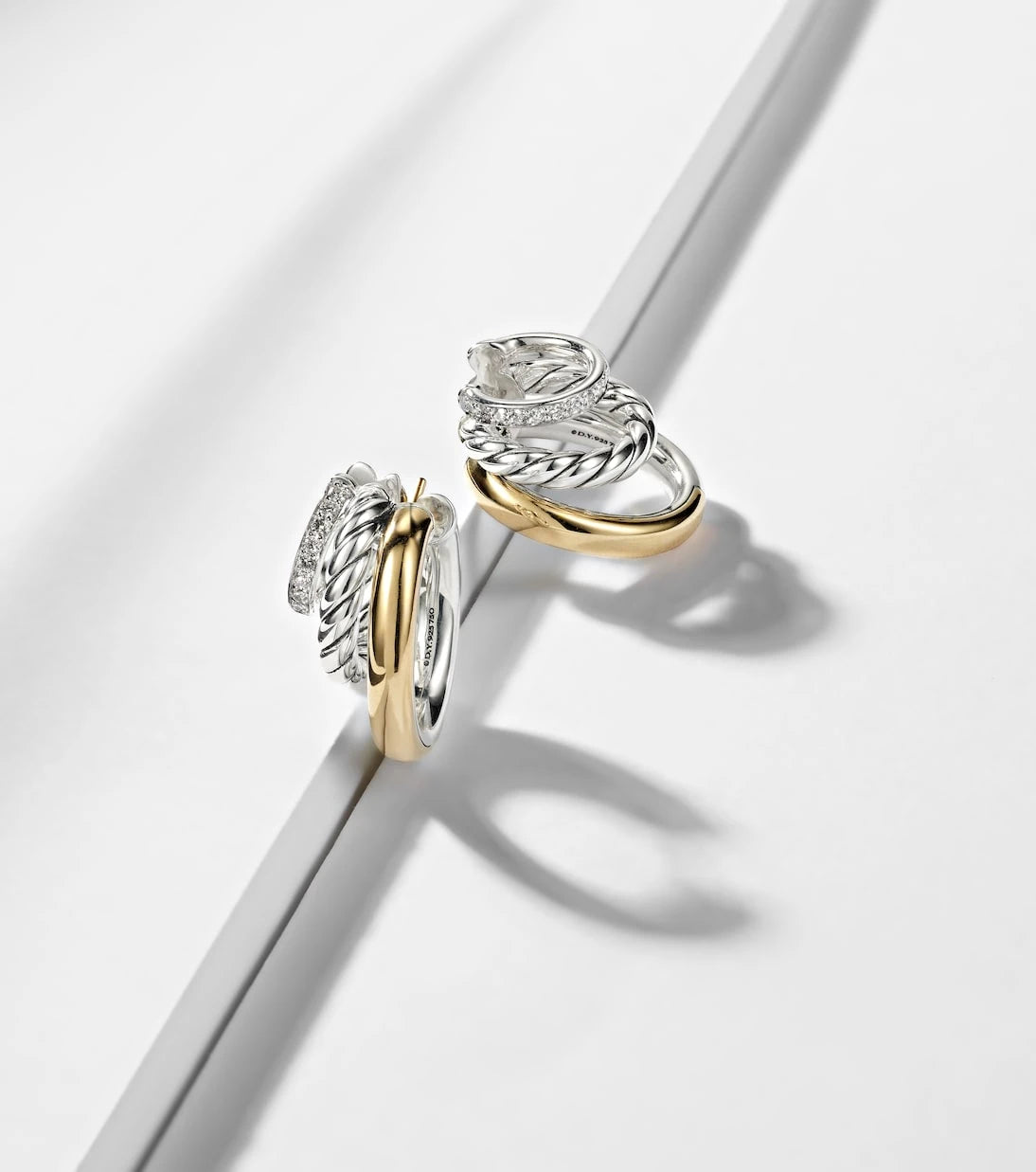 David Yurman - DY Mercer® 18kt gold and sterling silver hoop earrings with diamonds