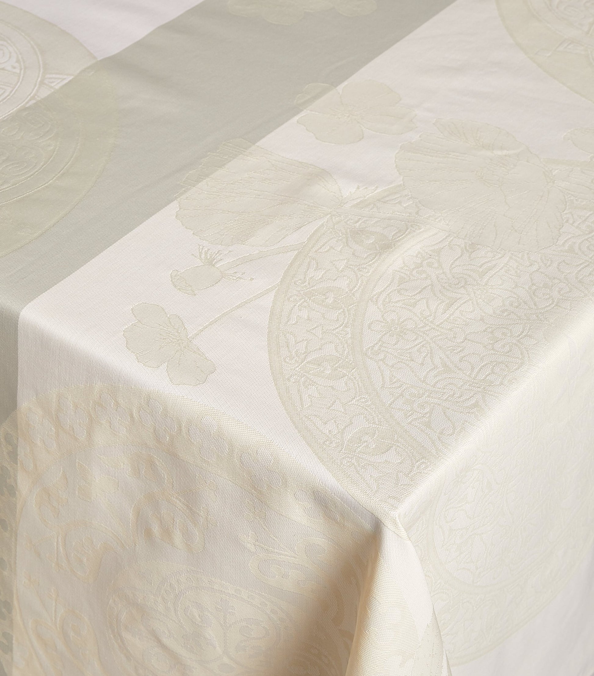 Le Jacquard Français Fleurs Gourmandes Tablecloth (175cm x 250cm)