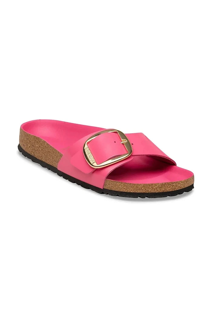 Birkenstock düz tabanlı deri kadın terlik
