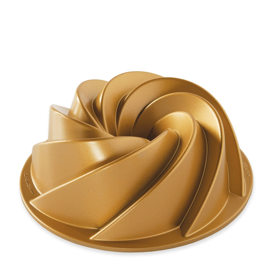 Nordic Ware 6 Cup Heritage Bundt Baking Tray