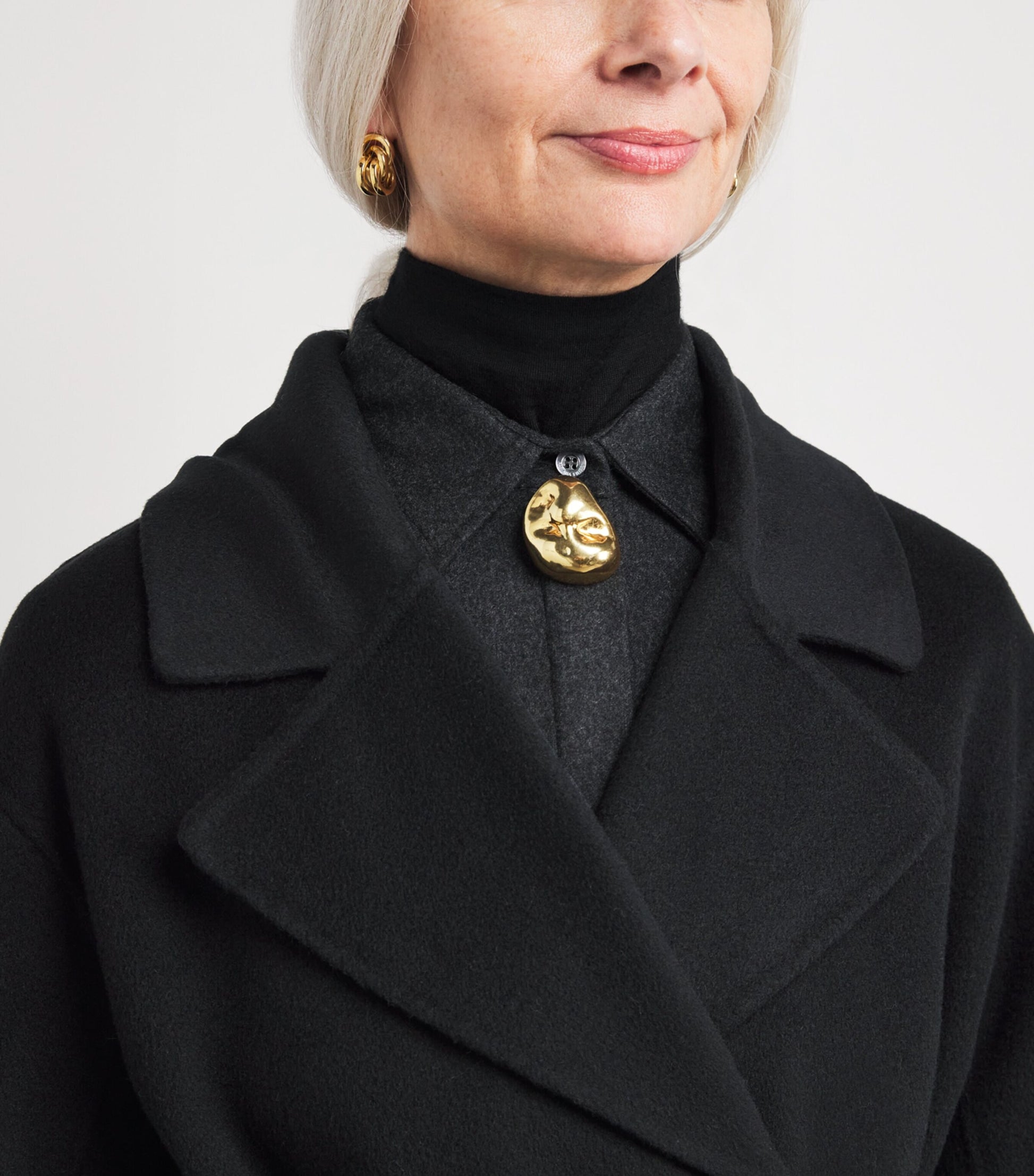 Yves Salomon Black Fur-Trim Double-Breasted Coat