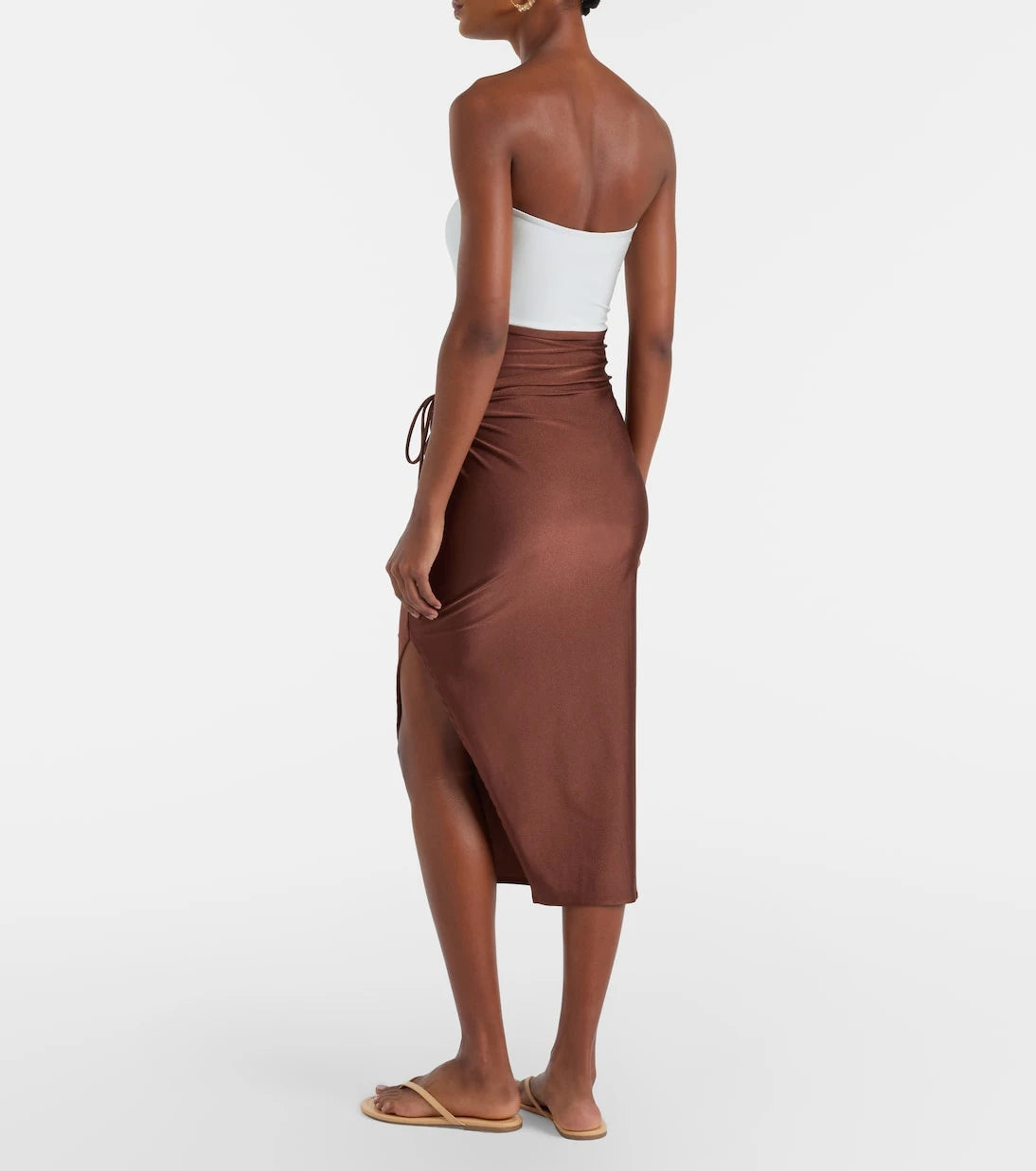 أدريانا ديغرياس - تنورة متوسطة الطول مجمعة ومزينة بالكشكشة بلون موحد