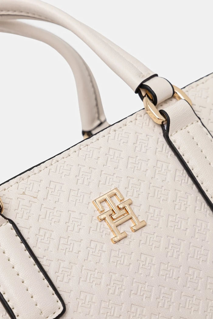 Tommy Hilfiger kadın crossbody çanta