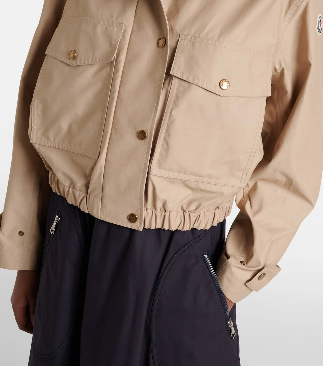 Moncler - جاكيت Carex قصير بغطاء رأس من مزيج القطن والبوبلين