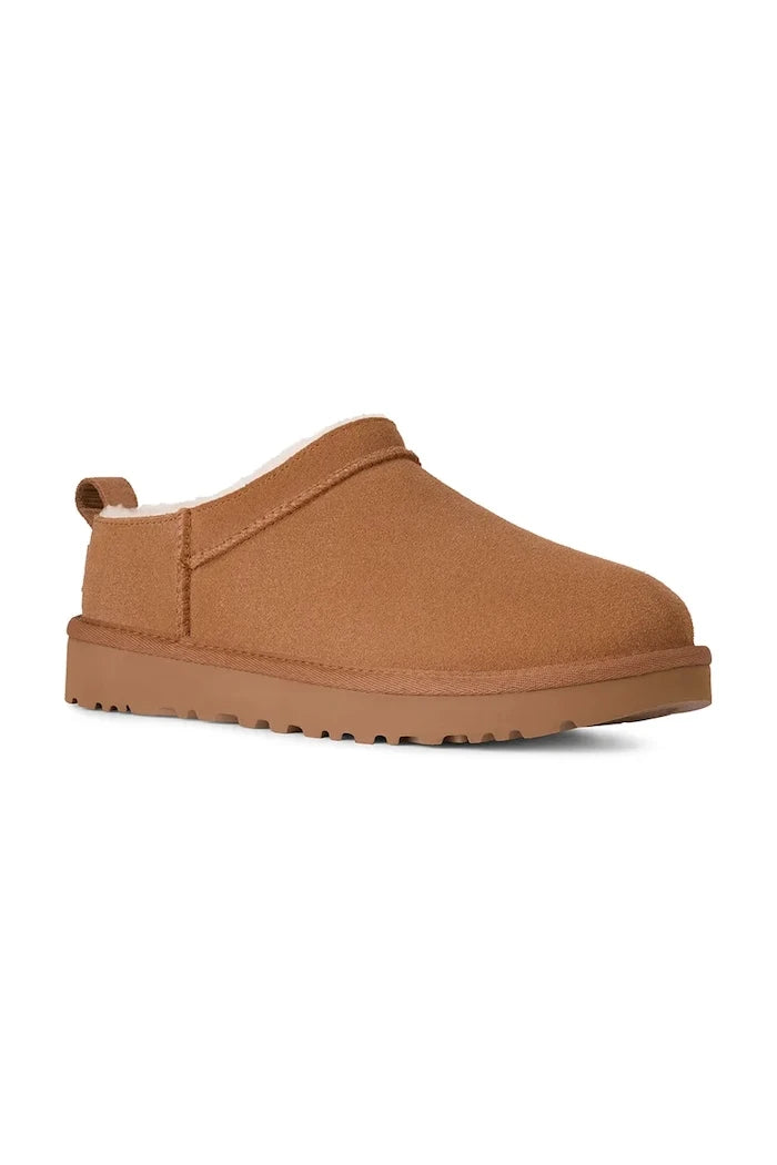 Велурени чехли UGG Classic Micro