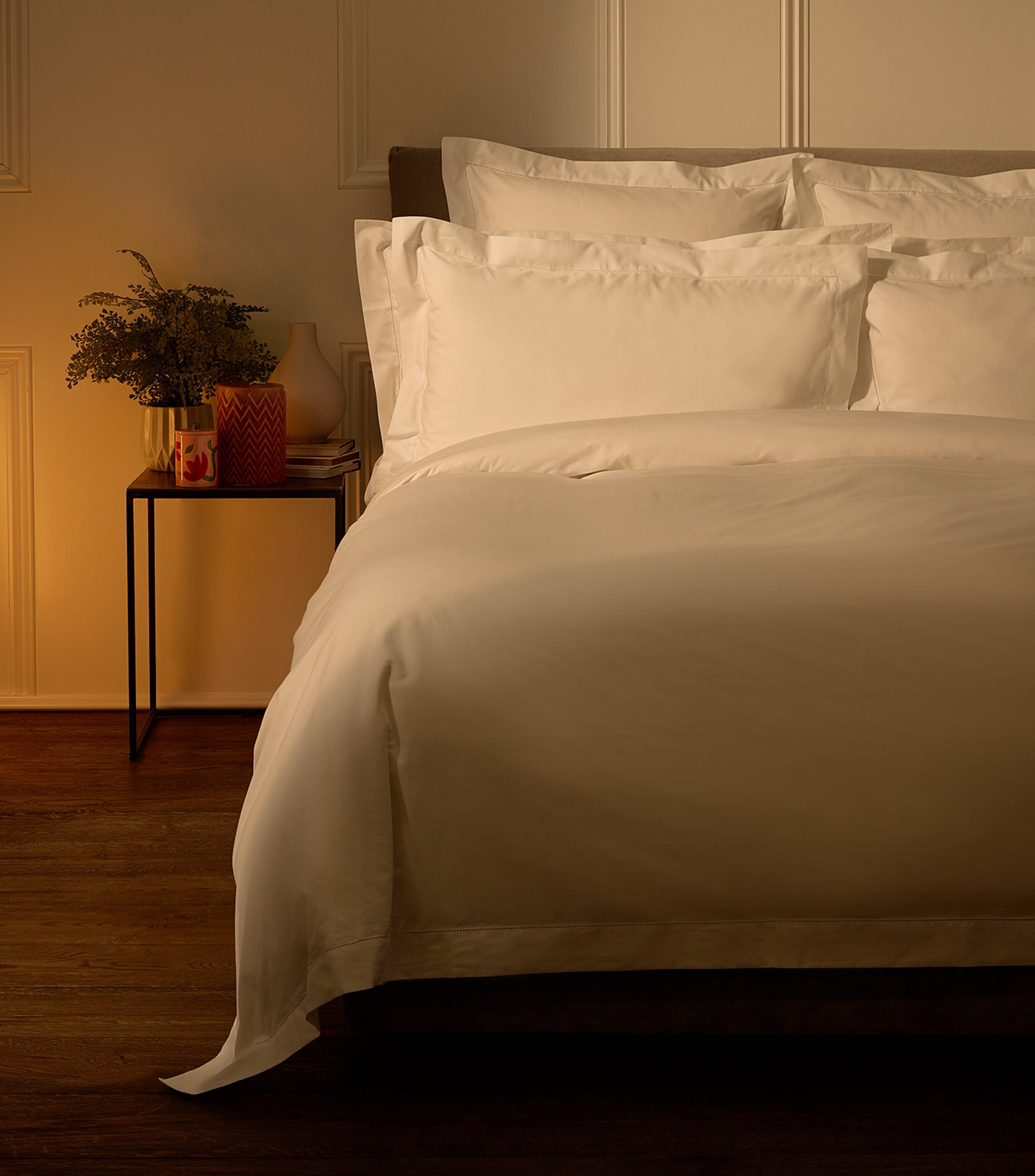 Cadogan Double Duvet Cover Set (200cm x 200cm)