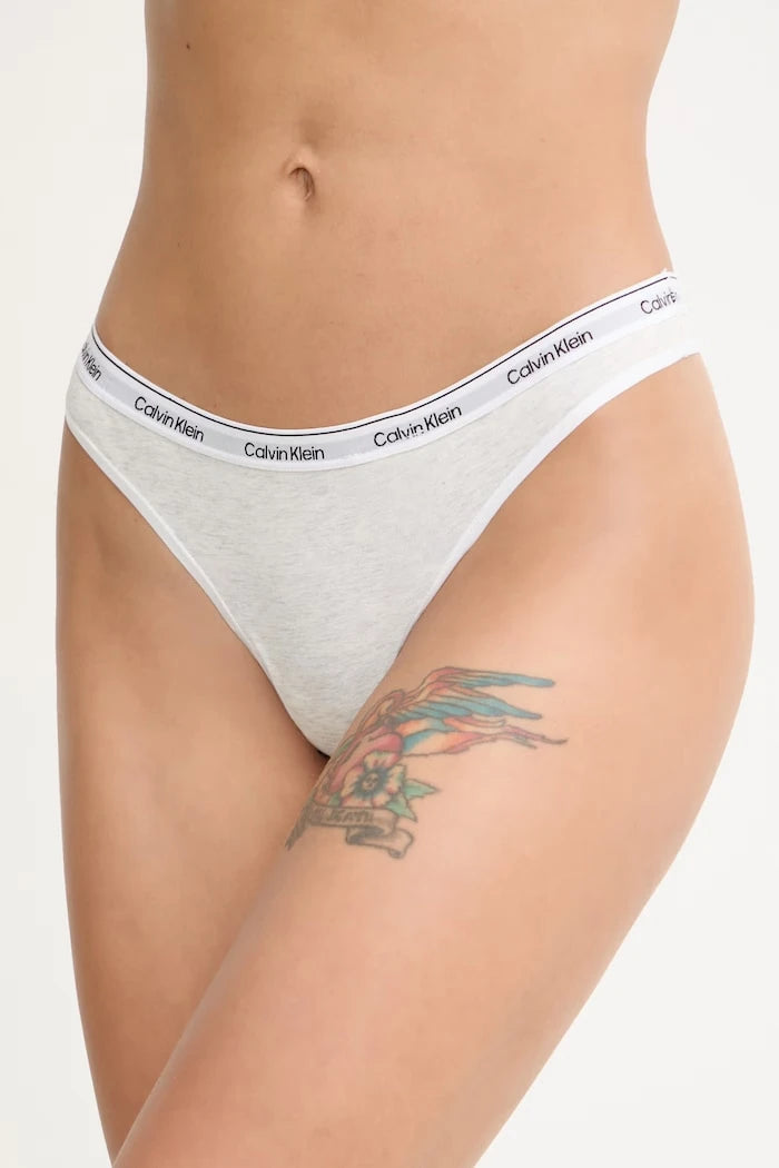 Calvin Klein Underwear kadın pamuk elastan string külot