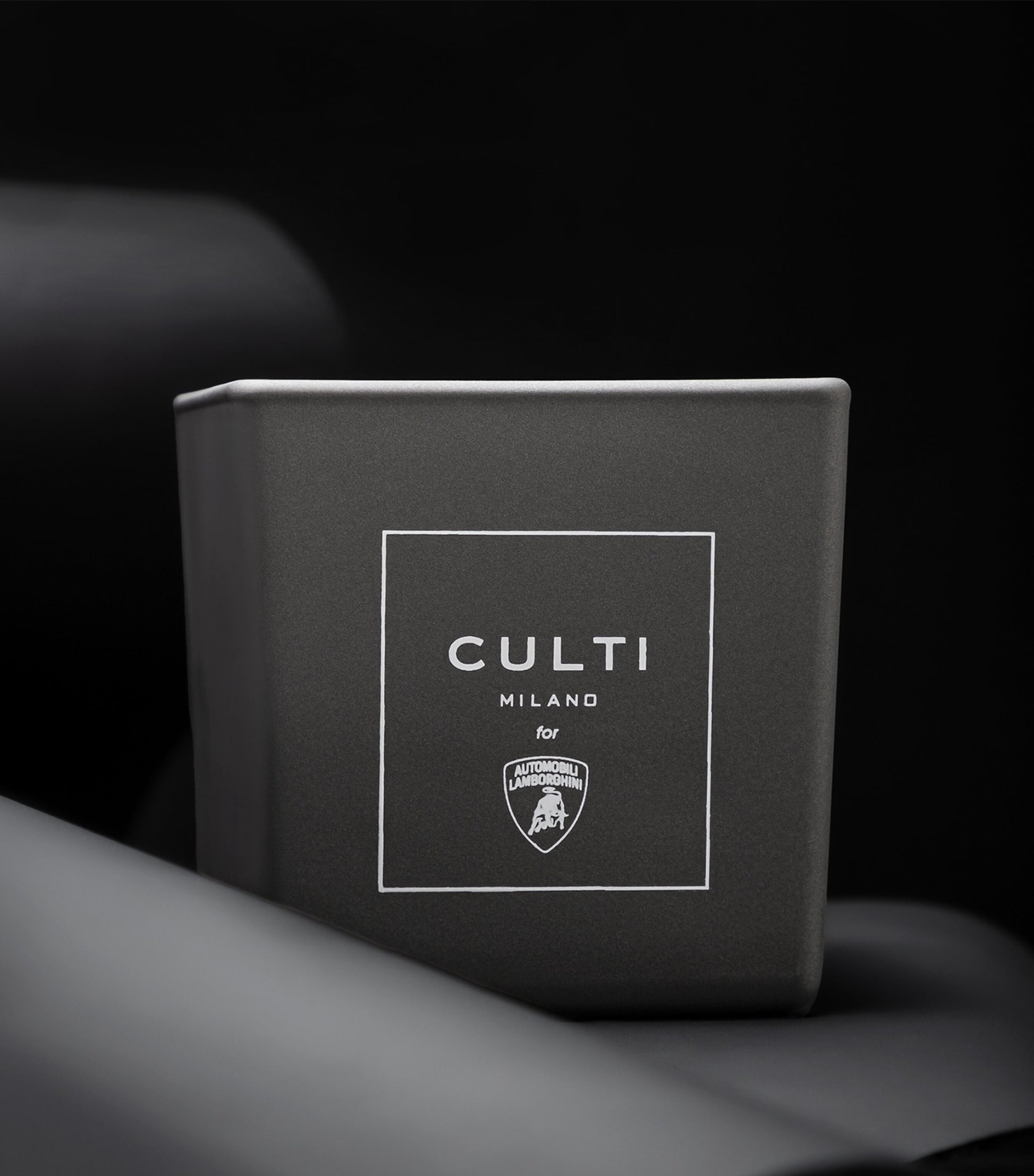 Culti Milano x Lamborghini Grigio Vulcano Candle (210g)