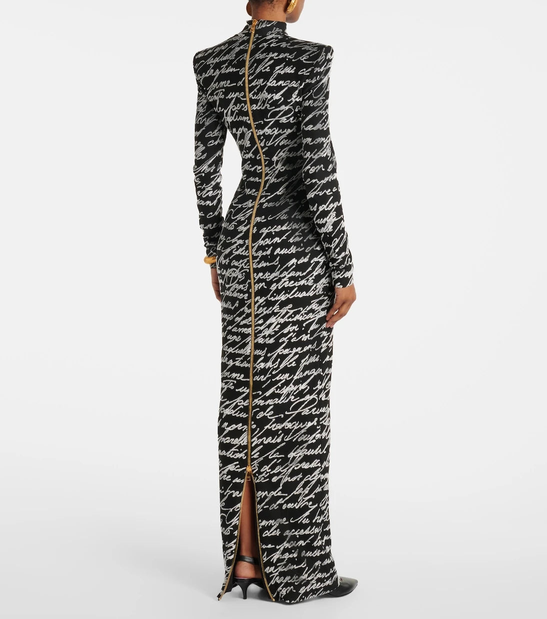 فستان جاكار "رسالة حب" من Balmain