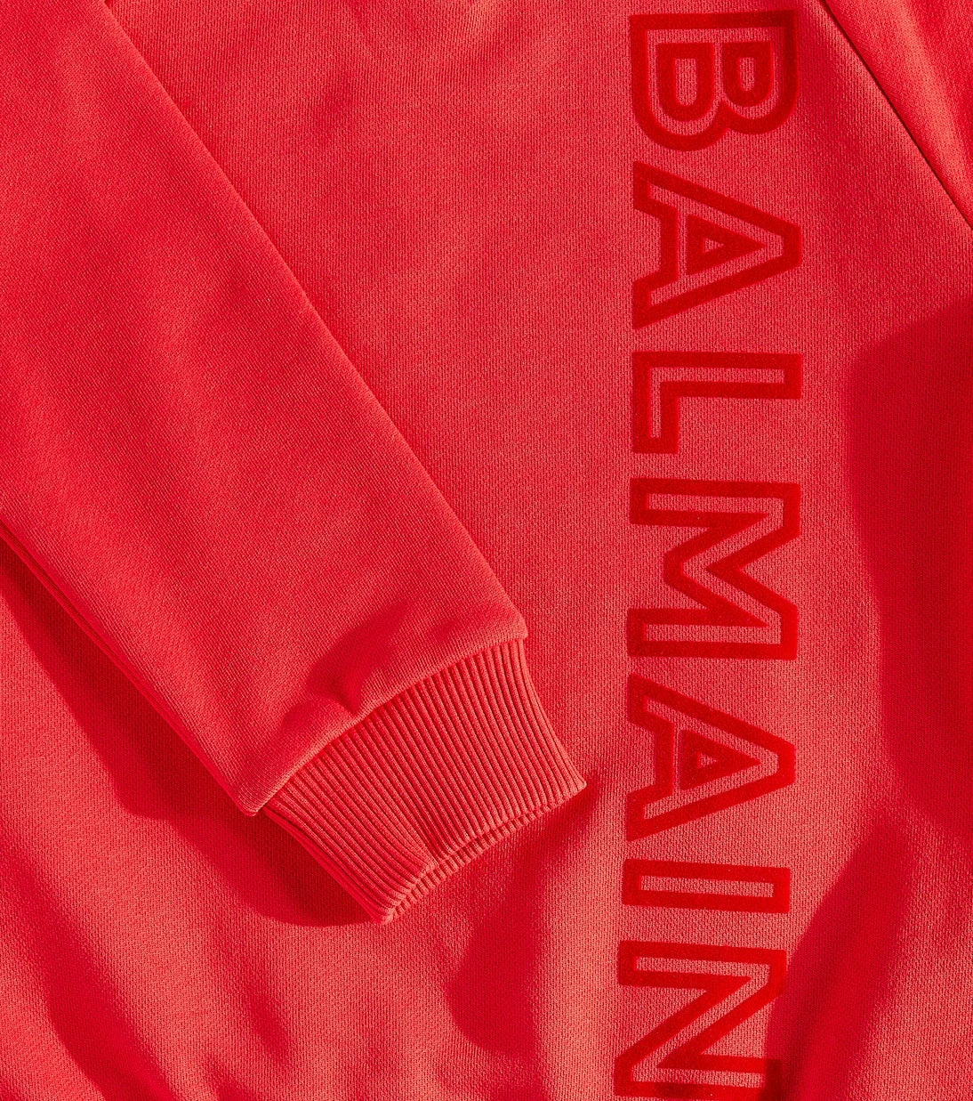 Balmain Kids - سويت شيرت قطني بشعار الماركة