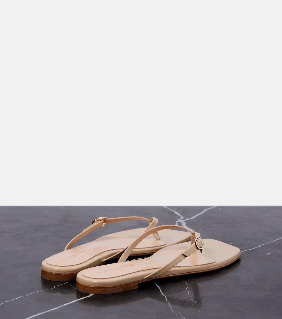 Gianvito Rossi - Ribbon patent leather thong sandals