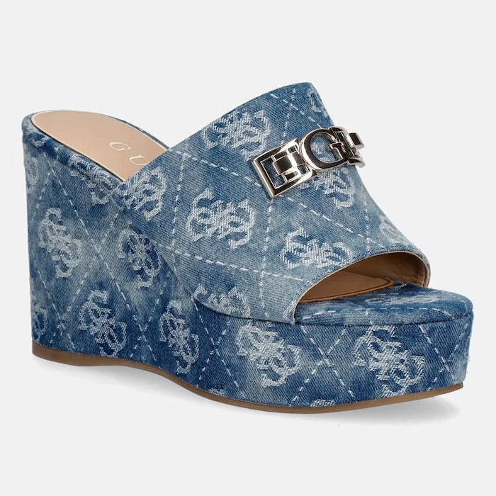 Guess скосена platformalı kadın terlikler EVENZA2