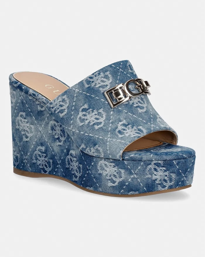 Guess скосена platformalı kadın terlikler EVENZA2