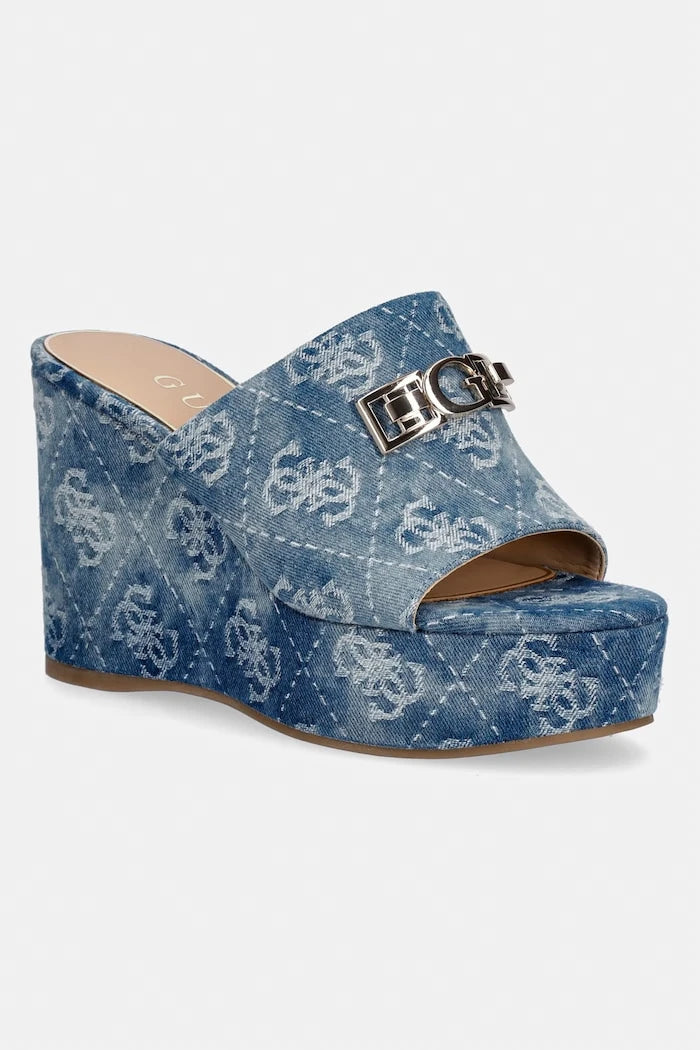 Guess скосена platformalı kadın terlikler EVENZA2