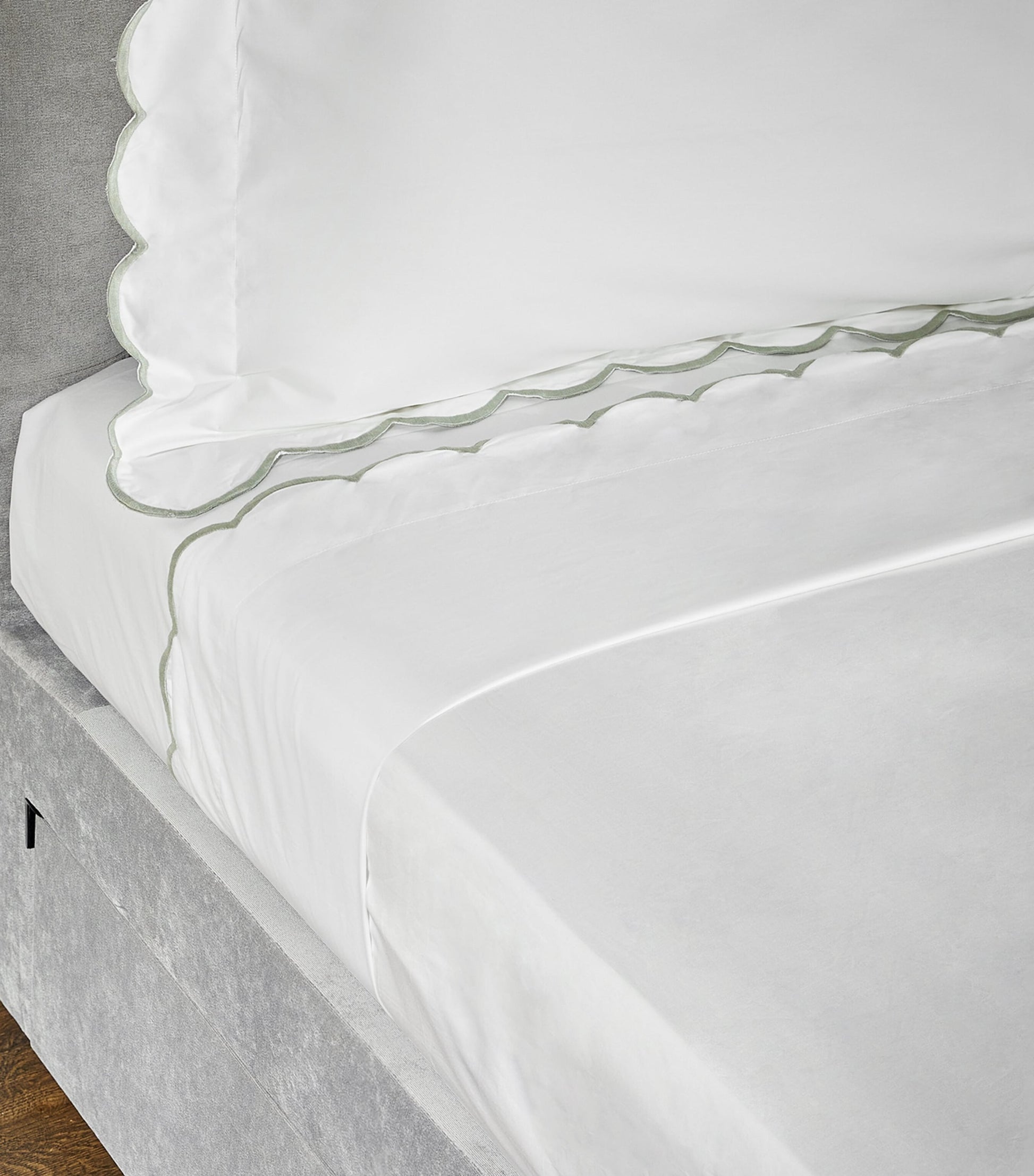 Egyptian Cotton Parisian Double Flat Sheet (230cm x 260cm)