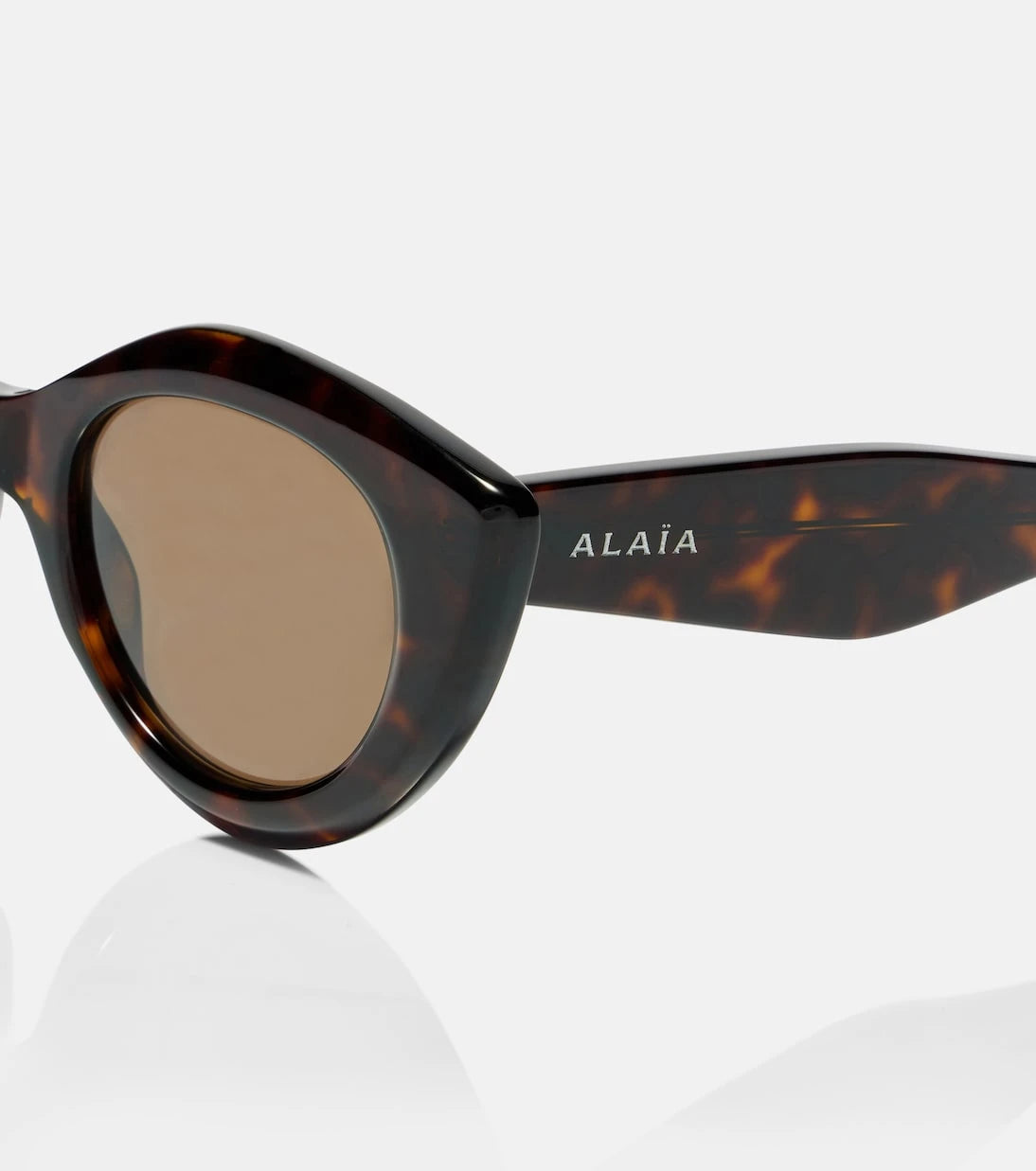 Alaïa - نظارة شمسية عين القطة أبسولو