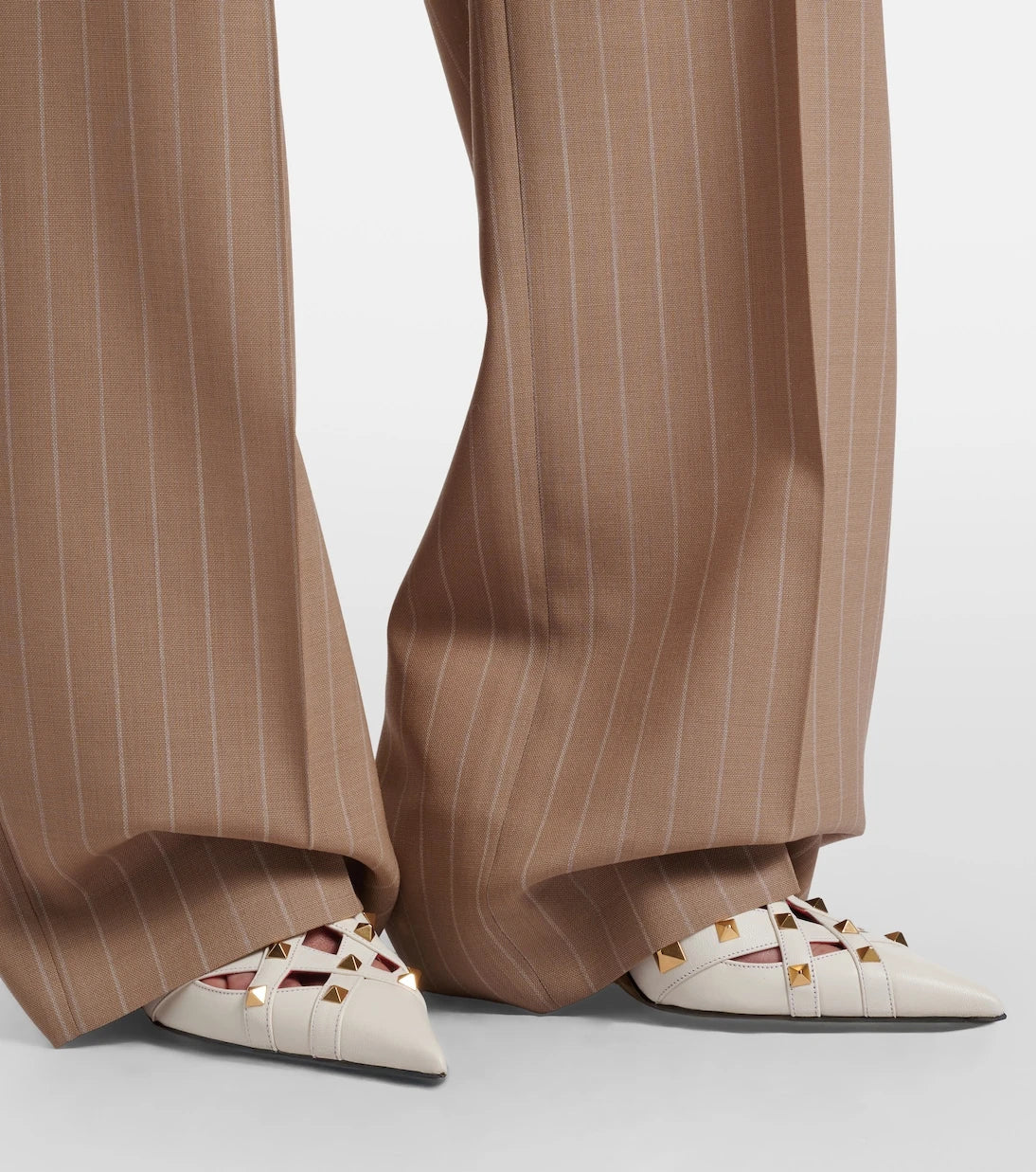 Valentino Garavani - Studdy leather pumps