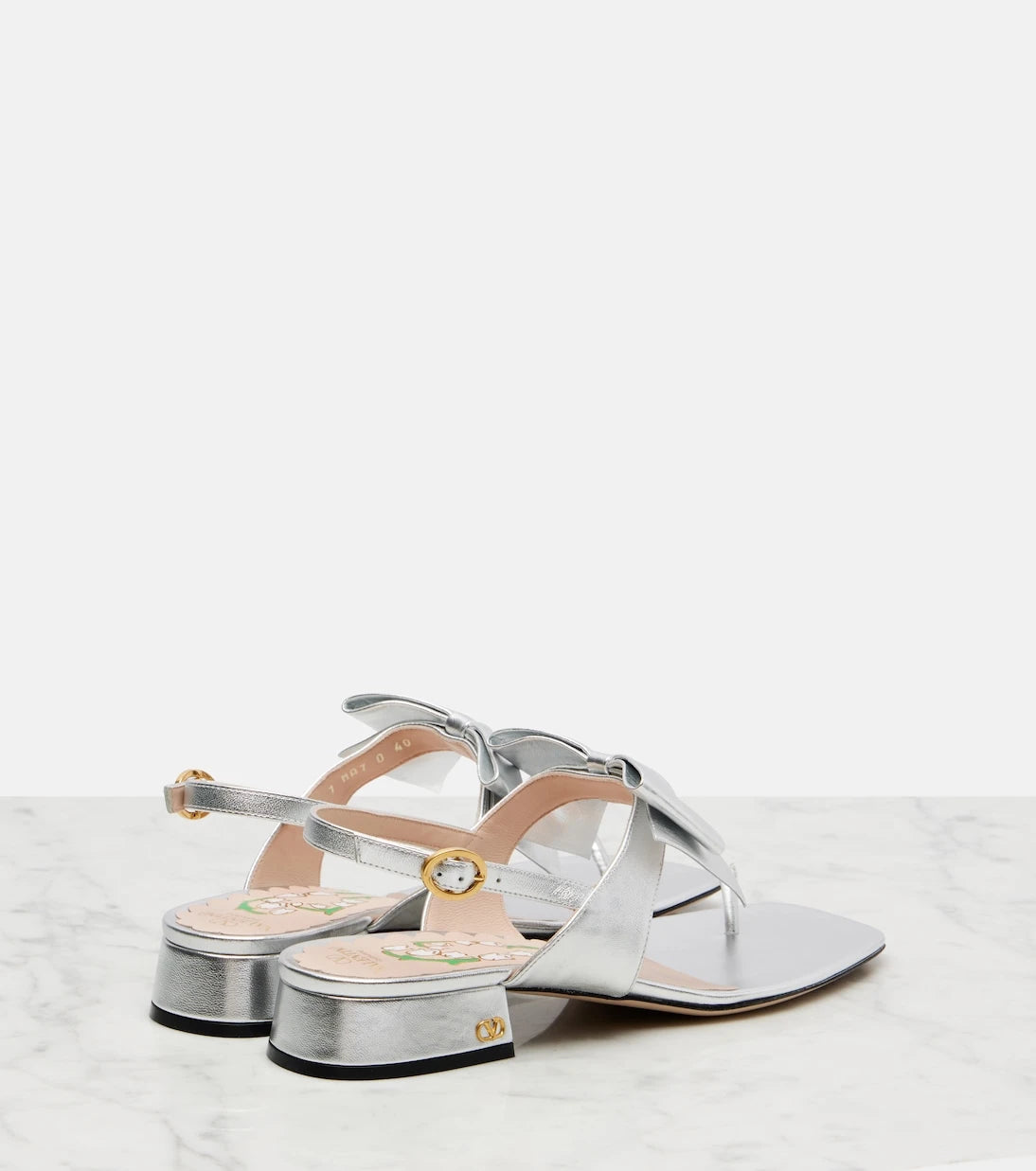 Valentino Garavani - Bowow 25 metallic leather thong sandals