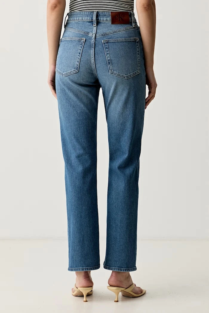Calvin Klein Jeans дънки прави дамски