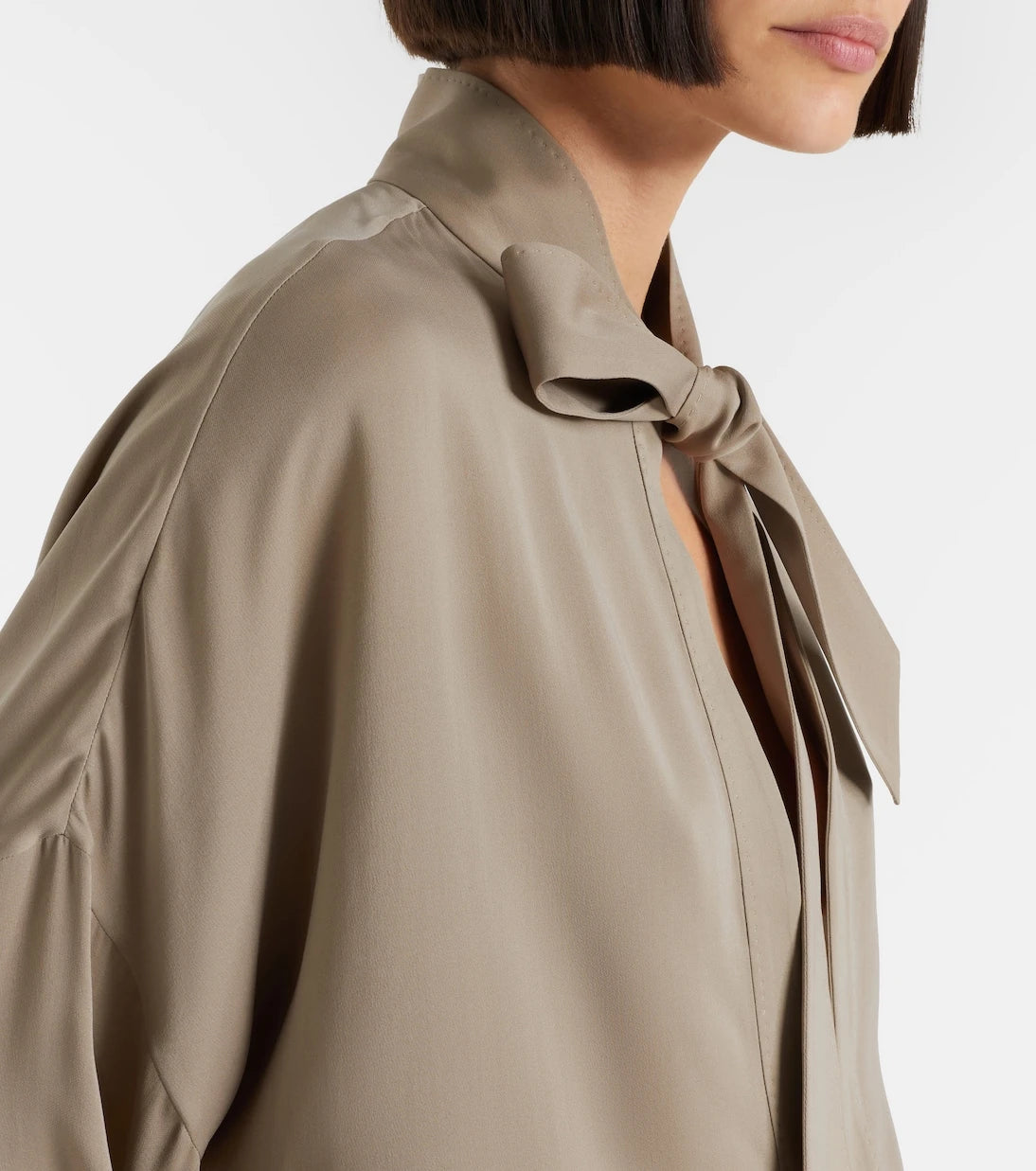 Tom Ford - Tie-neck silk georgette blouse