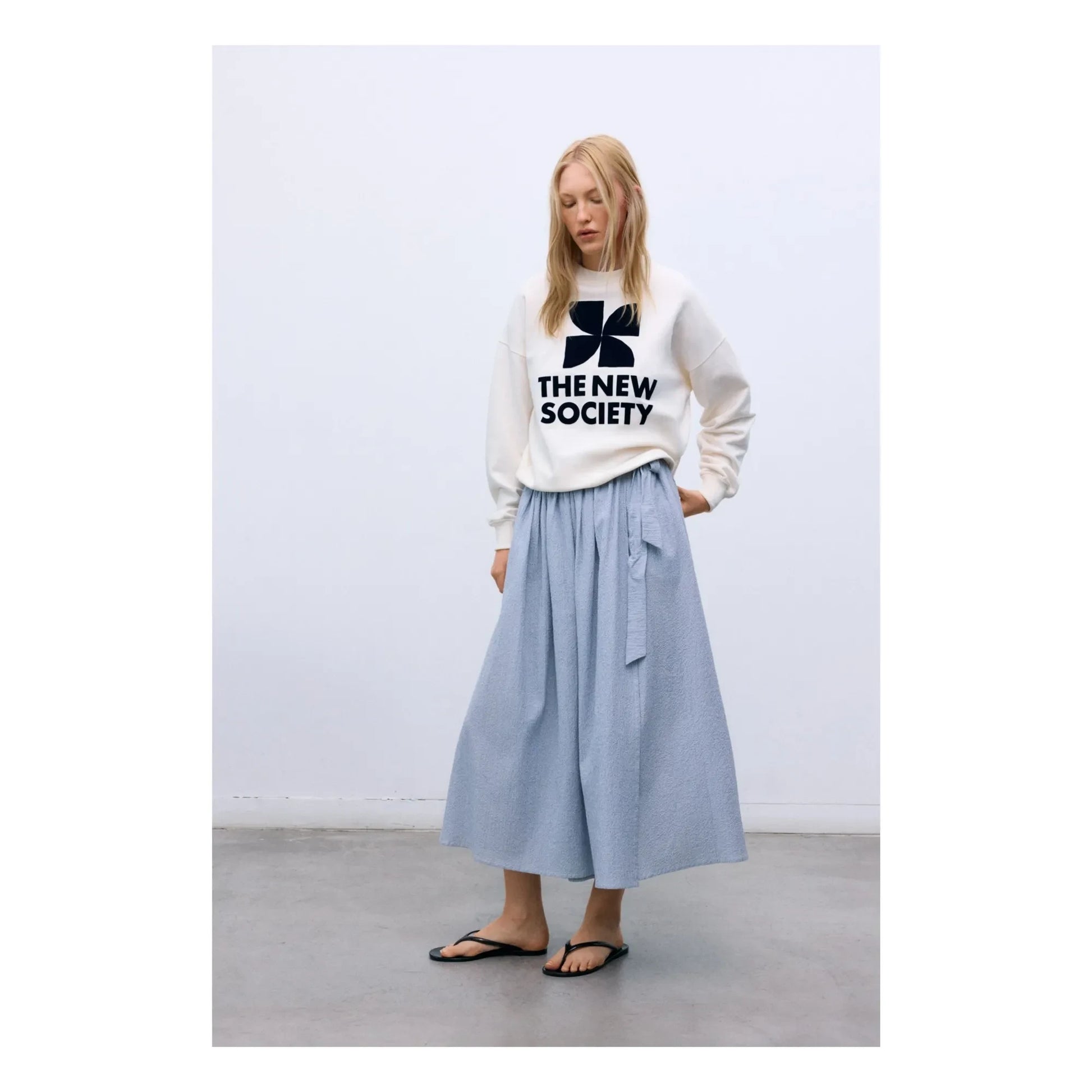 the new society - Cotton sweatshirt | White
