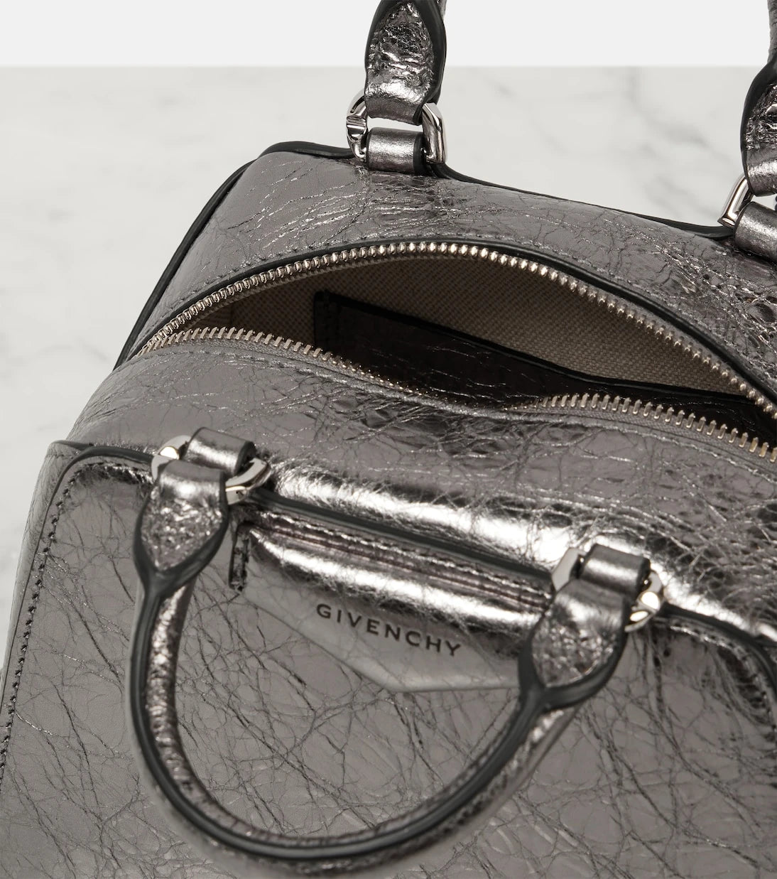 Givenchy - Antigona Cube Nano leather tote bag