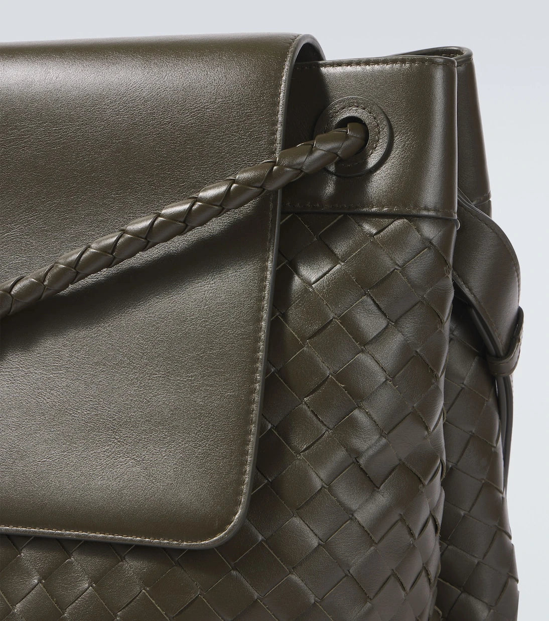 Bottega Veneta - Andiamo Large leather messenger bag