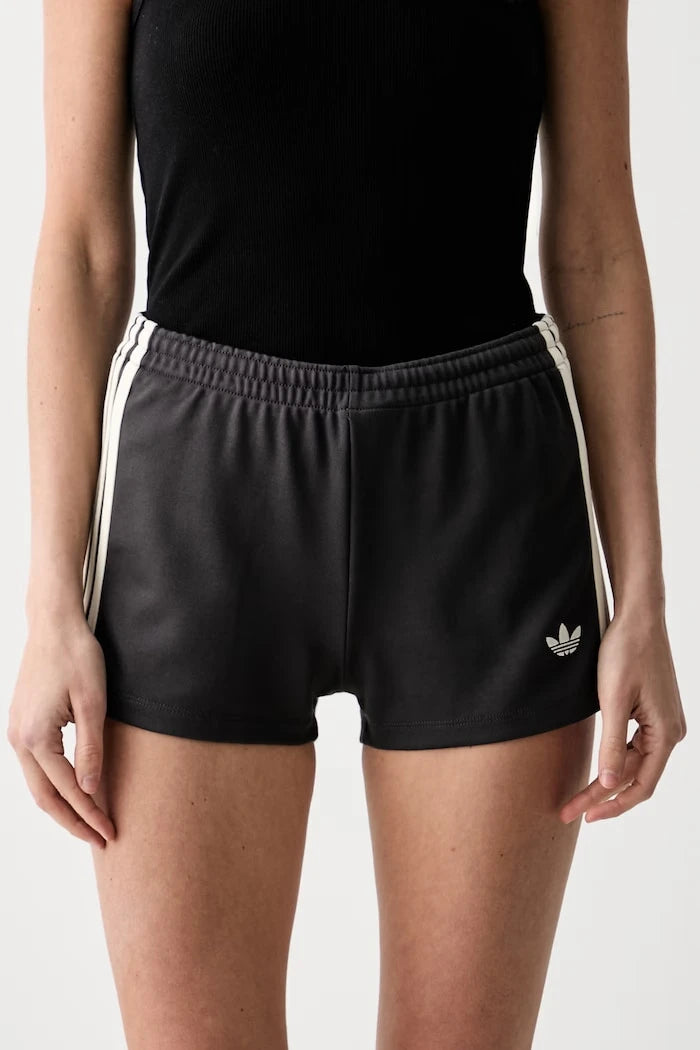 adidas Originals kadın spor şort