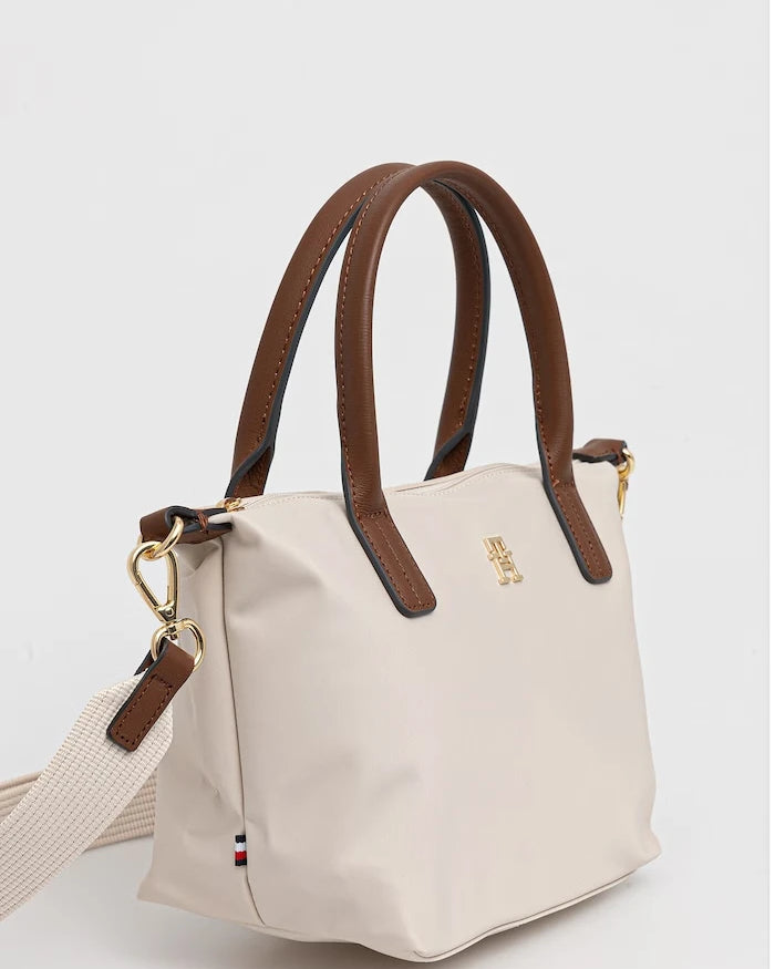 Tommy Hilfiger kadın crossbody çanta