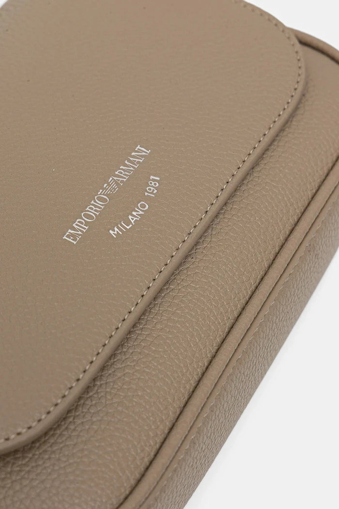Emporio Armani kadın crossbody çanta