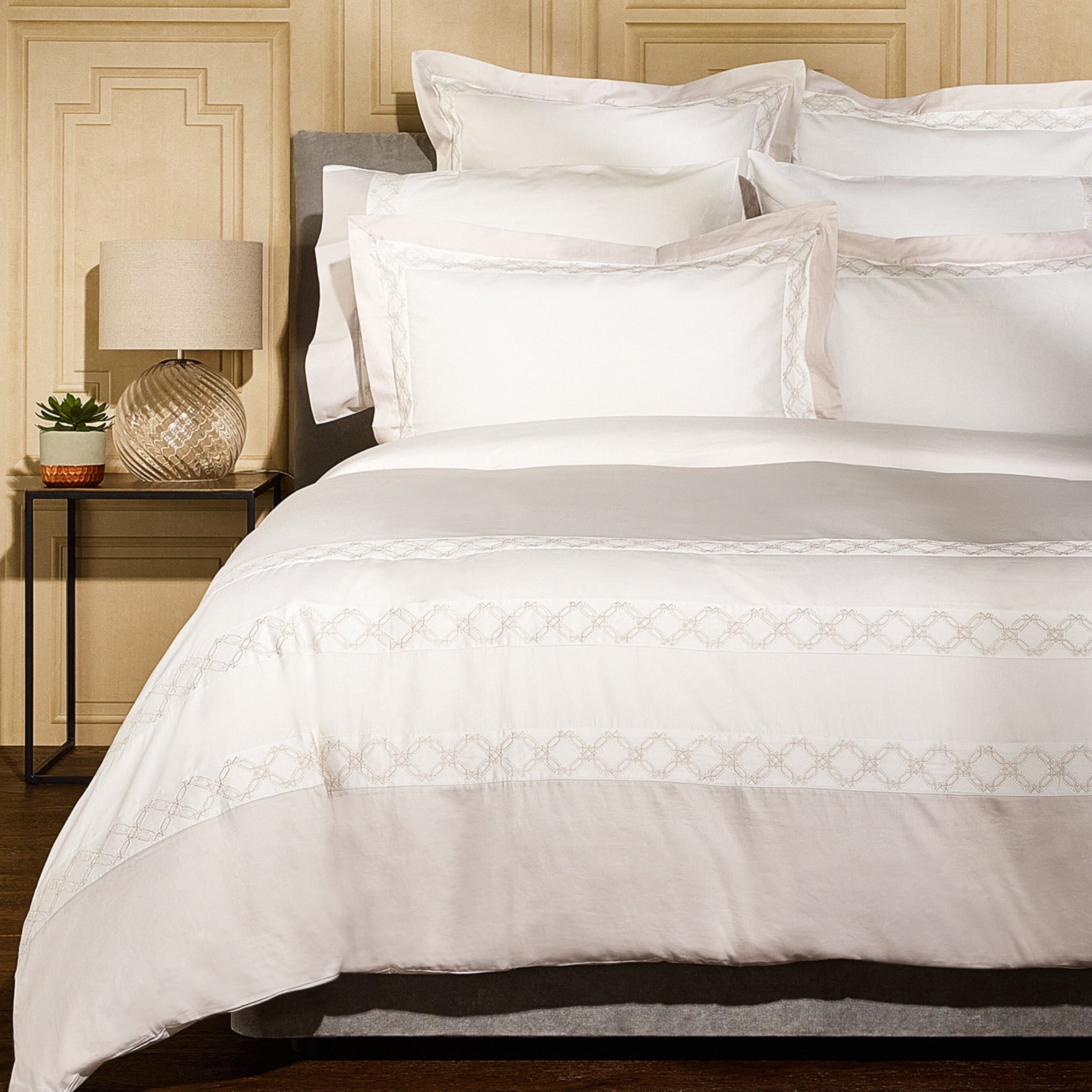 Beaufort King Duvet Cover and Pillowcase Set (230cm x 220cm)
