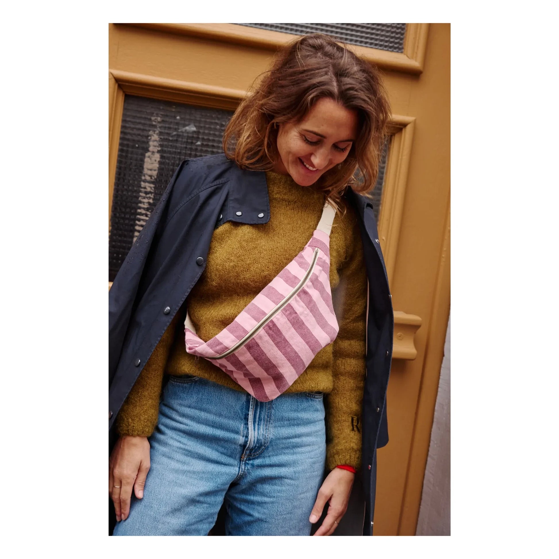 Rose in April - Striped fanny pack | Pink