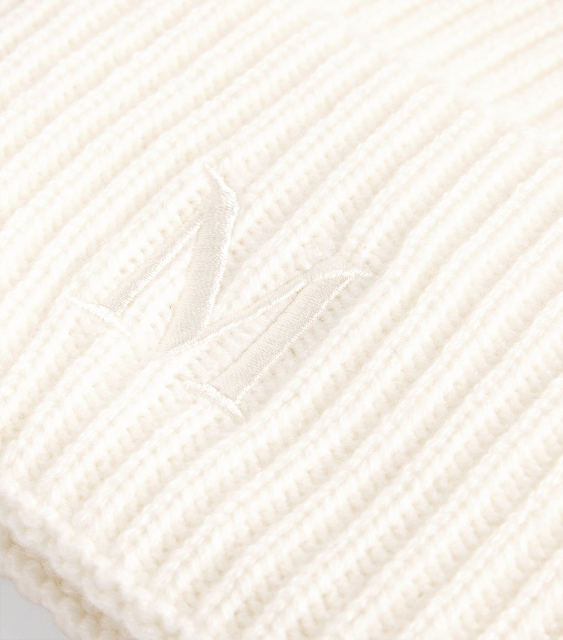 Max Mara White Cashmere Embroidered Beanie