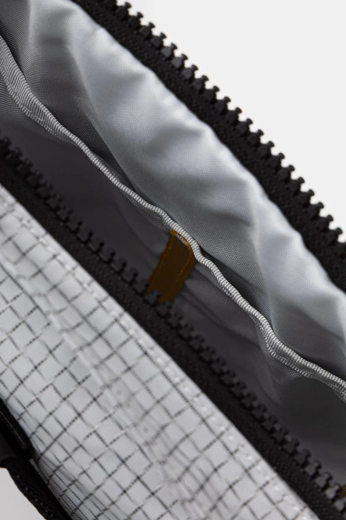 The North Face чанта crossbody дамска CLYFFE