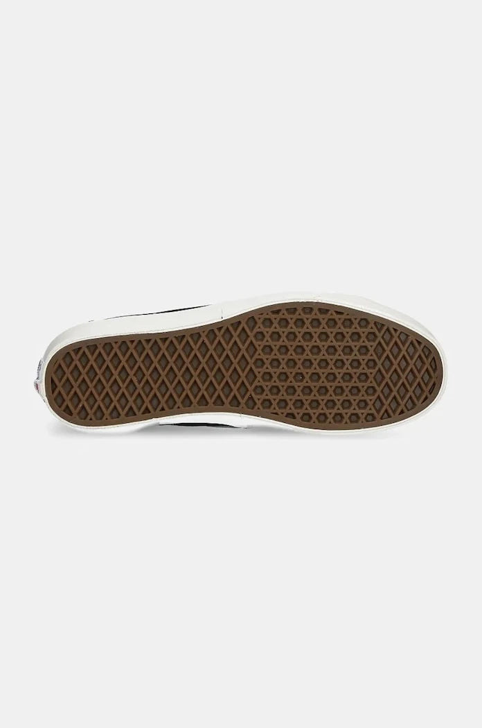 Високи кецове Vans Clash The Wall