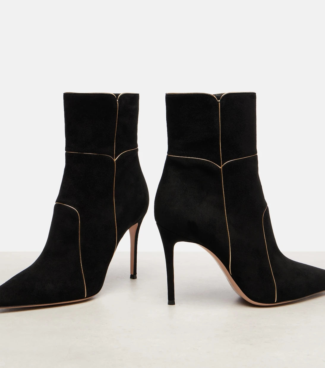 Gianvito Rossi - 95 suede ankle boots
