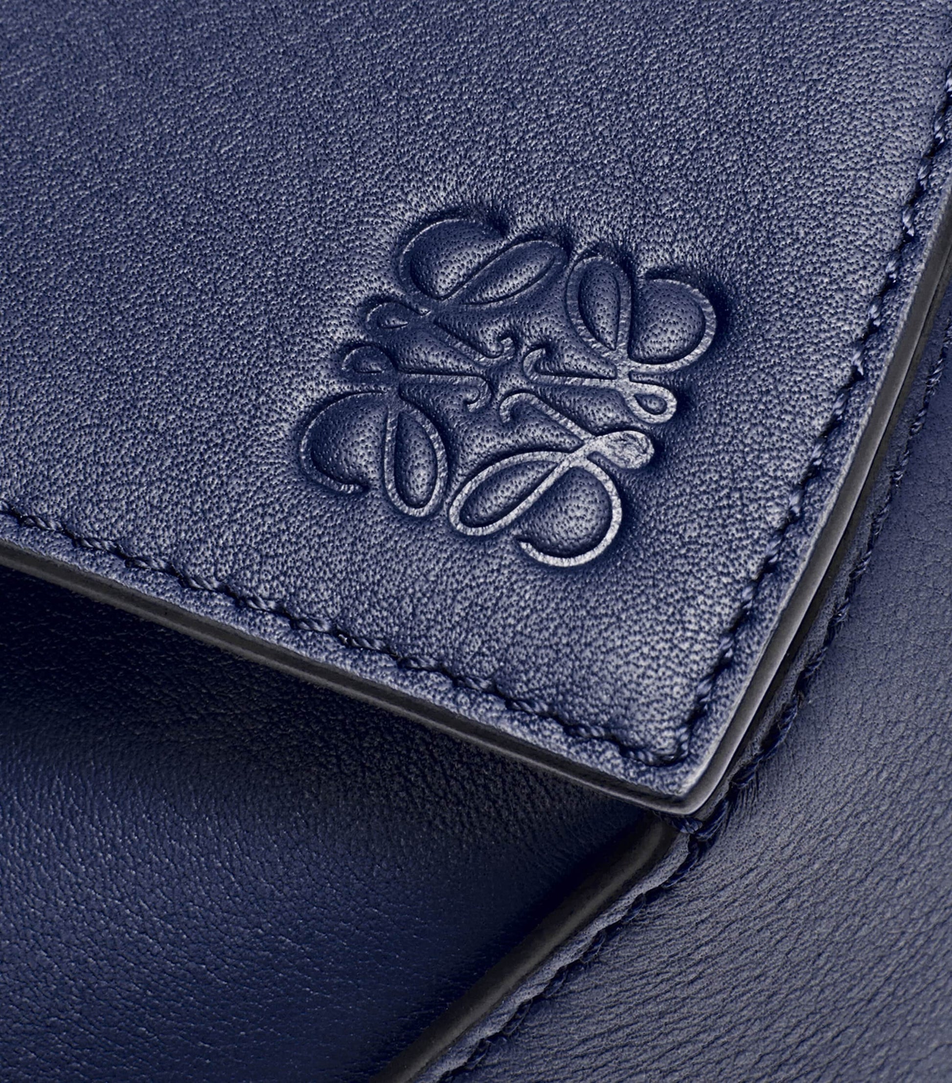 Small Leather Puzzle Edge Belt Bag