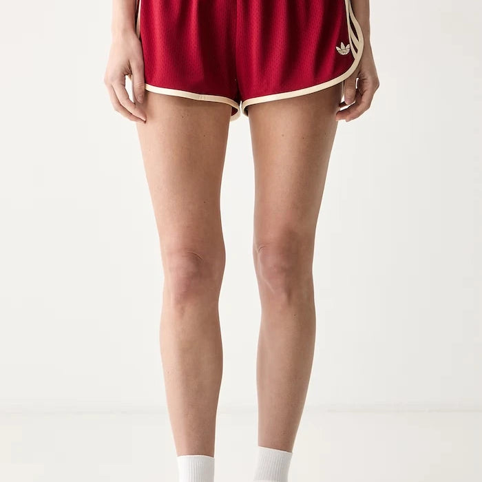 adidas Originals kadın antrenman şortu