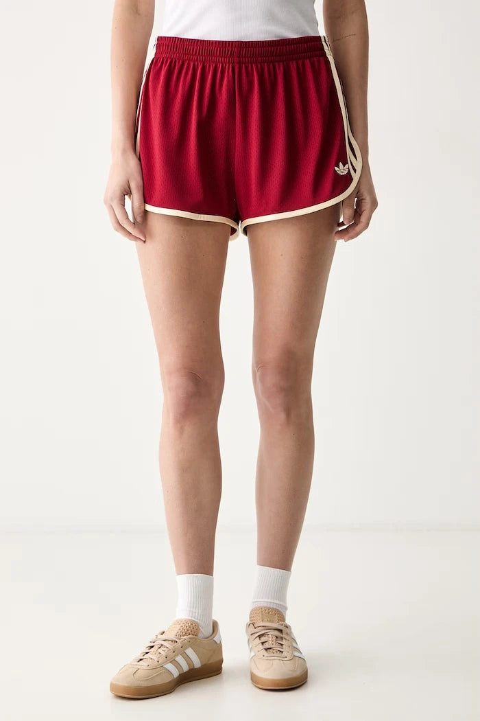 adidas Originals kadın antrenman şortu
